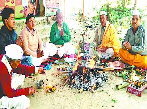 People sacrifice ritual.